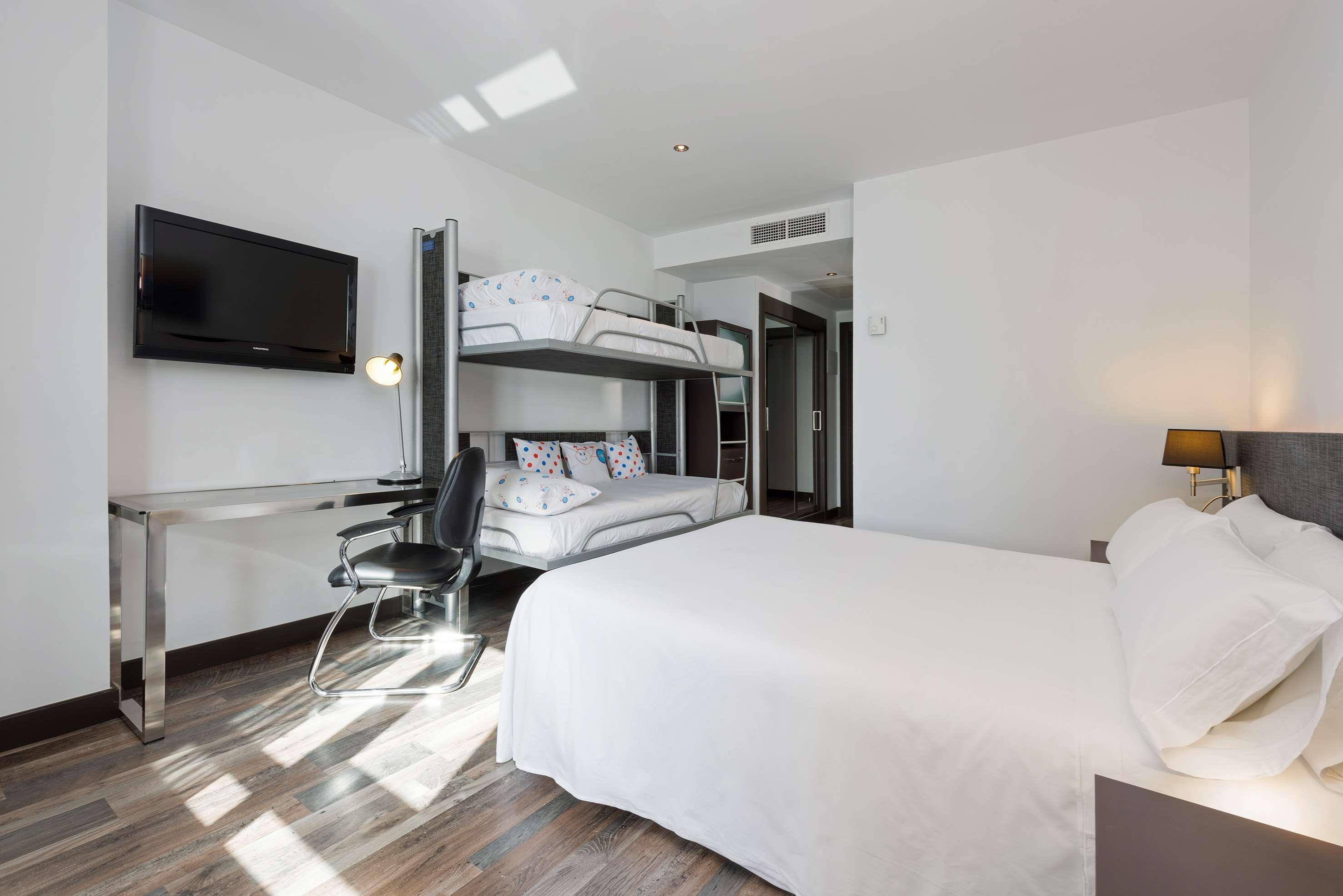 Mercure Schwabing Hotel 3*